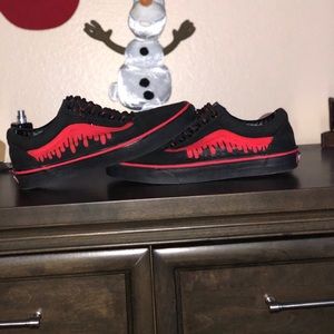 red drip vans